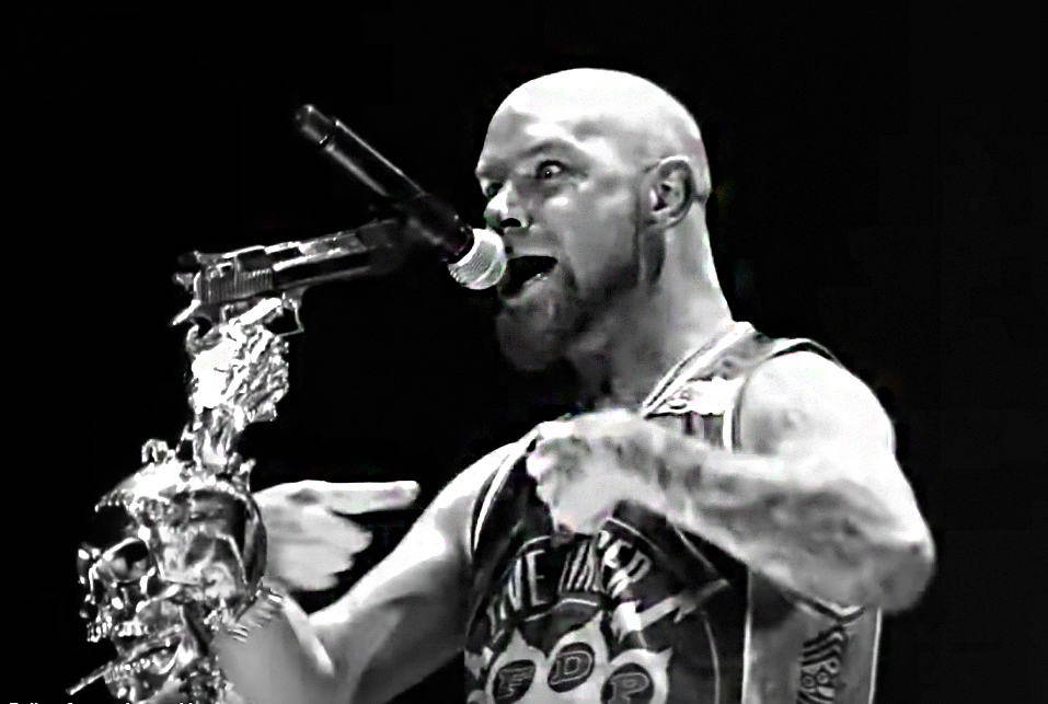 You are currently viewing Ivan Moody health report- FIVE FINGER DEATH PUNCH ακυρώνουν εμφανίσεις