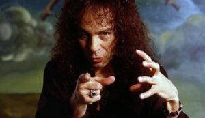 Read more about the article Ronald James “DIO” Padavona 13 χρόνια χωρίς την καλύτερη φωνή που έχει υπάρξει