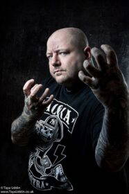 Read more about the article NICK BARKER – Ο drummer θρύλος παλεύει με τη νεφρική ανεπάρκεια και ζητά βοήθεια μέσω του GoFundMe