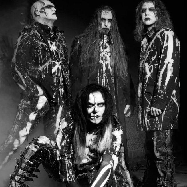 Read more about the article LIZZY BORDEN – “Death of Me” new single(video)