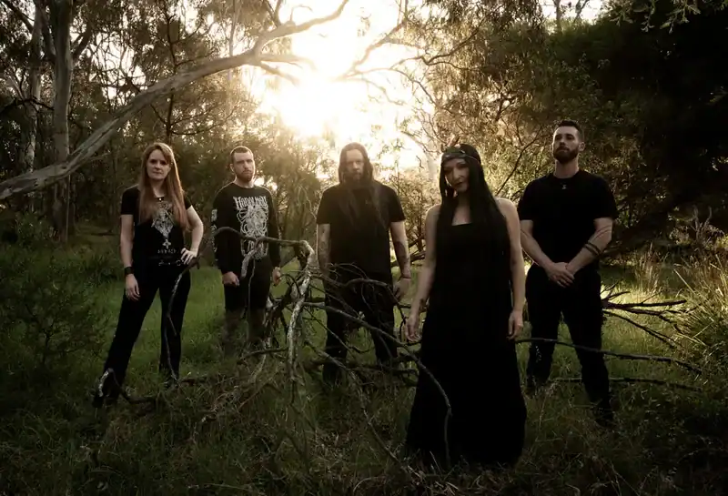 You are currently viewing Οι Αυστραλοί SULDUSK γιορτάζουν την κυκλοφορία του άλμπουμ “Anthesis” με μουσικό video για το νέο single “Mythical Creatures”!