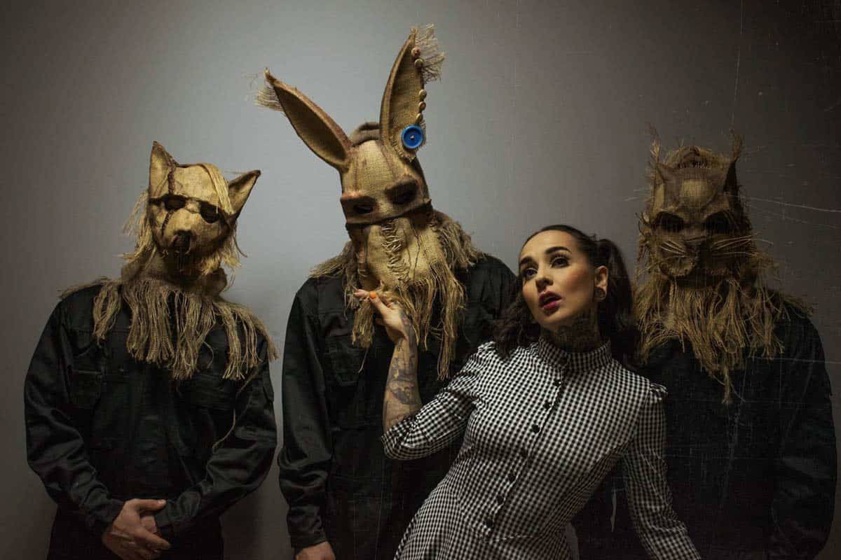 You are currently viewing JINJER – “Call Me A Symbol” live single video