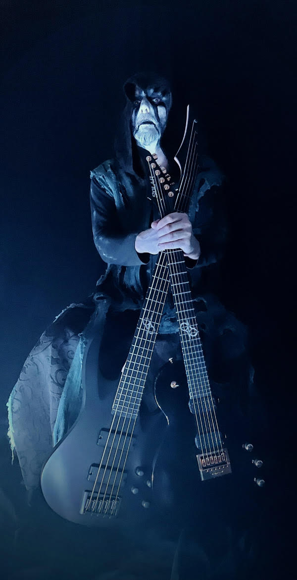 Read more about the article Οι COLDBORN κυκλοφορούν το “The Unwritten Pages of Death”