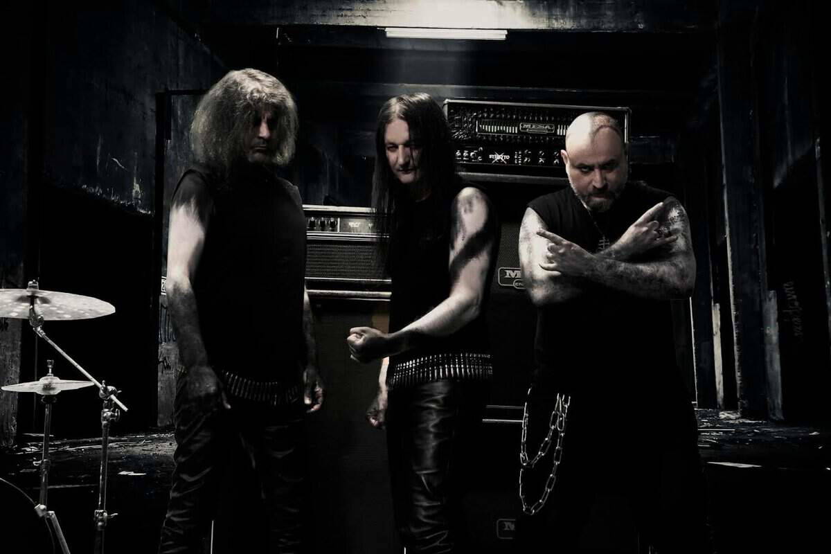 You are currently viewing Οι Deviser μοιράζονται ένα full show video από την τελευταία τους εμφάνιση στο Kyttaro!!