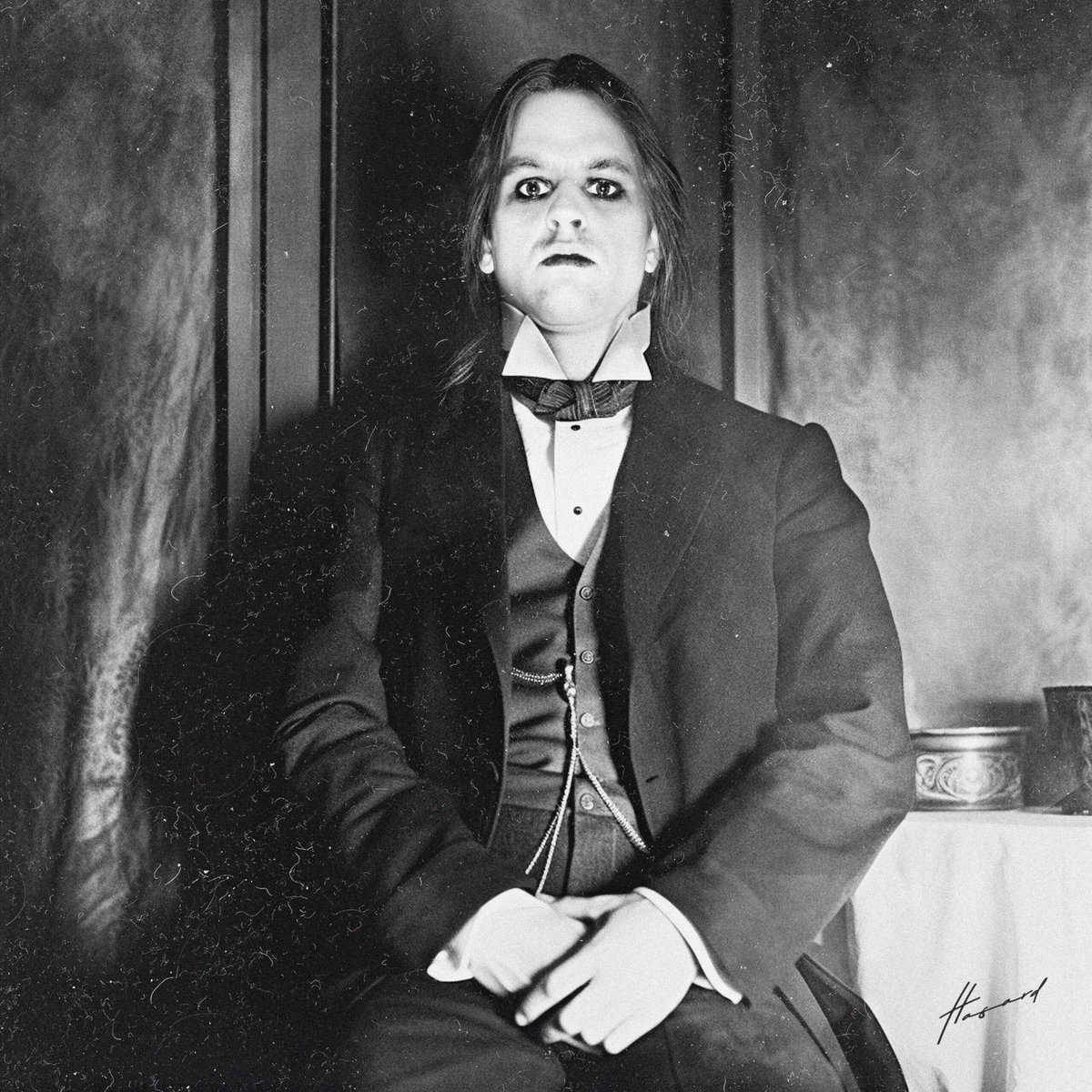 You are currently viewing LES CHANTS DU HASARD premiere new track of upcoming album 