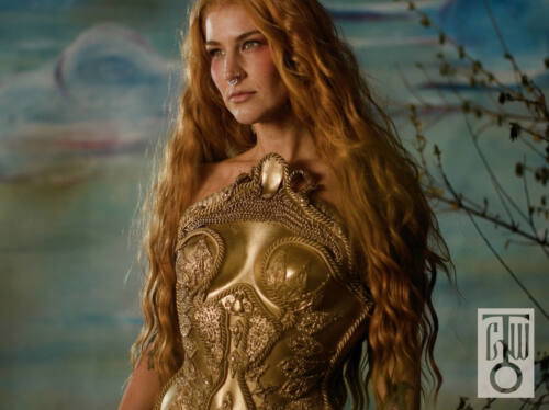 Read more about the article Η CHARLOTTE WESSELS αποκαλύπτει το μαγευτικό δεύτερο single/video “Chasing Sunsets”