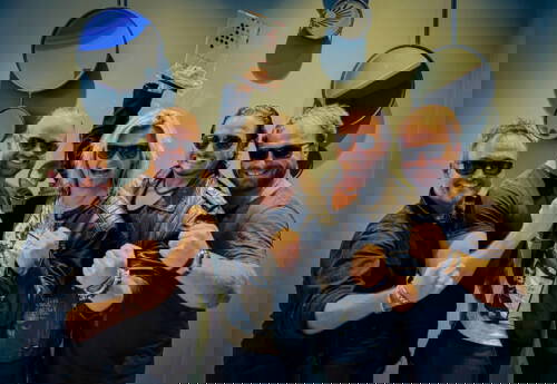 Read more about the article Οι KISSIN’ DYNAMITE κάνουν ντεμπούτο στο #1 των επίσημων γερμανικών charts για πρώτη φορά!