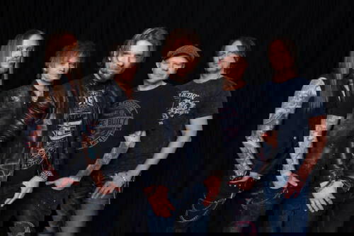 Read more about the article Οι THE NEW ROSES αποκαλύπτουν το συναρπαστικό ομώνυμο κομμάτι “Attracted To Danger” από το επερχόμενο άλμπουμ