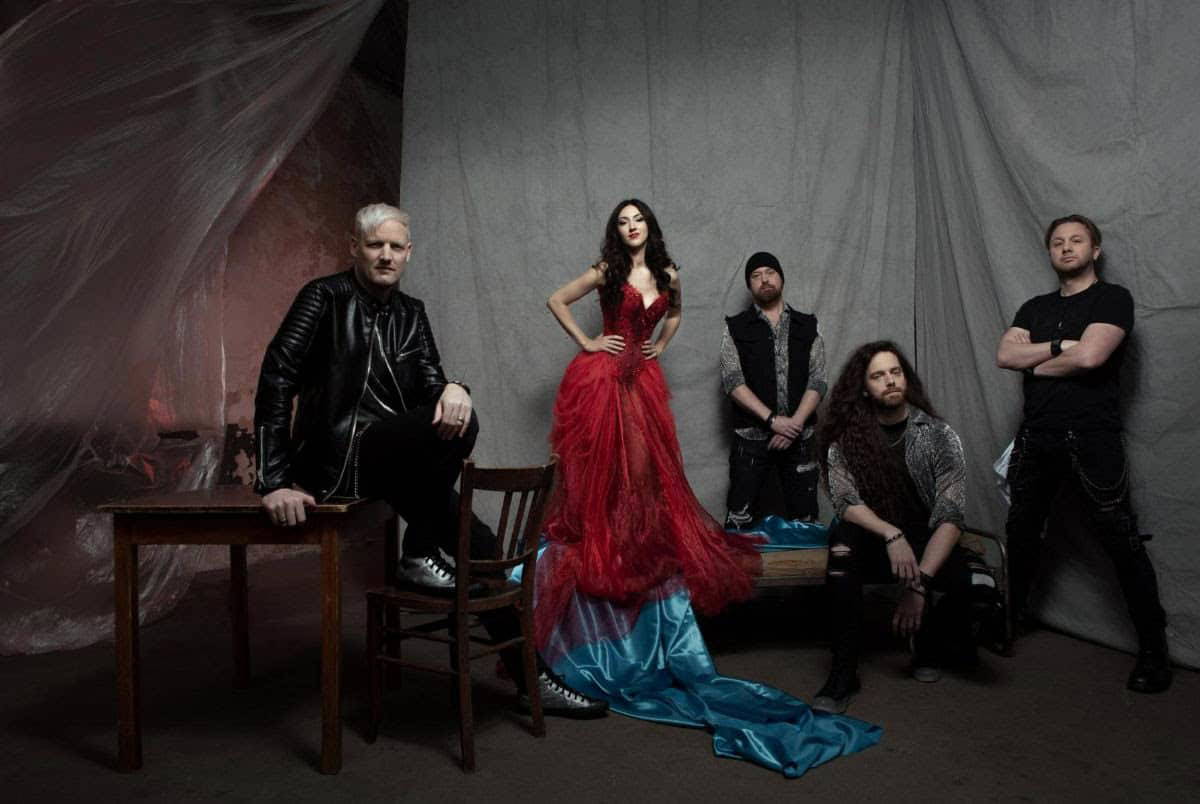 You are currently viewing Οι melodic symphonic metallers DELAIN κυκλοφορούν τη συναρπαστική live εκδοχή του “Moth to a Flame”