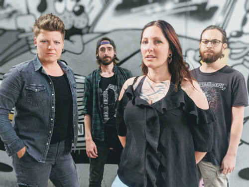 Read more about the article Οι Γάλλοι female fronted modern metallers PYRAH κυκλοφορούν το video “End Of The Slope”