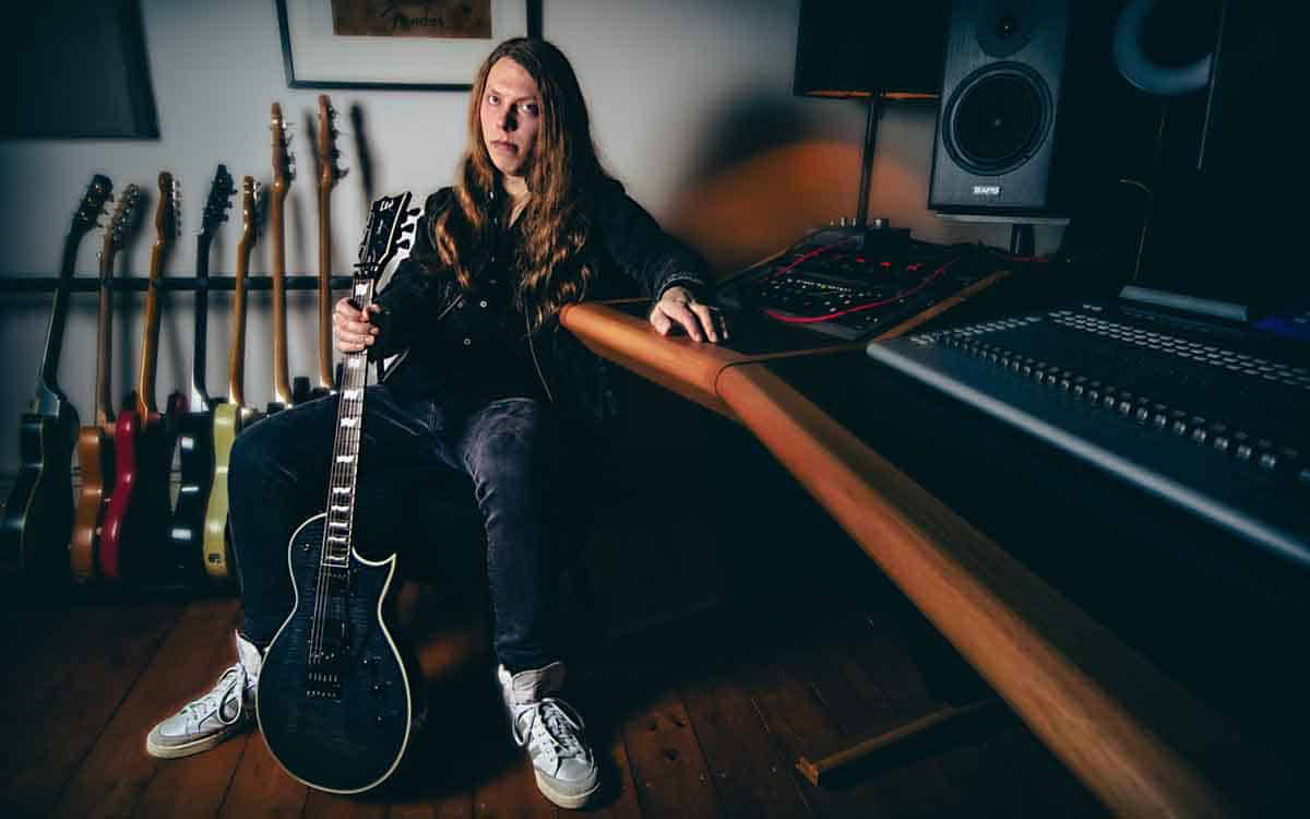 You are currently viewing Οι DEADLY MAGIC προβάλλουν το ντεμπούτο μίνι άλμπουμ που κυκλοφορεί από την DYING VICTIMS στο InvisibleOranges.com