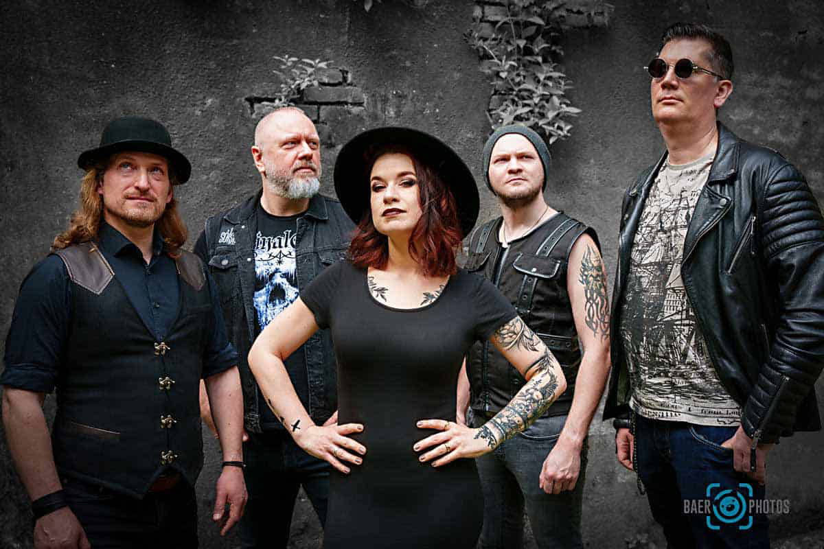 Read more about the article Οι Ember Sea αποκαλύπτουν το νέο single «Ahab»