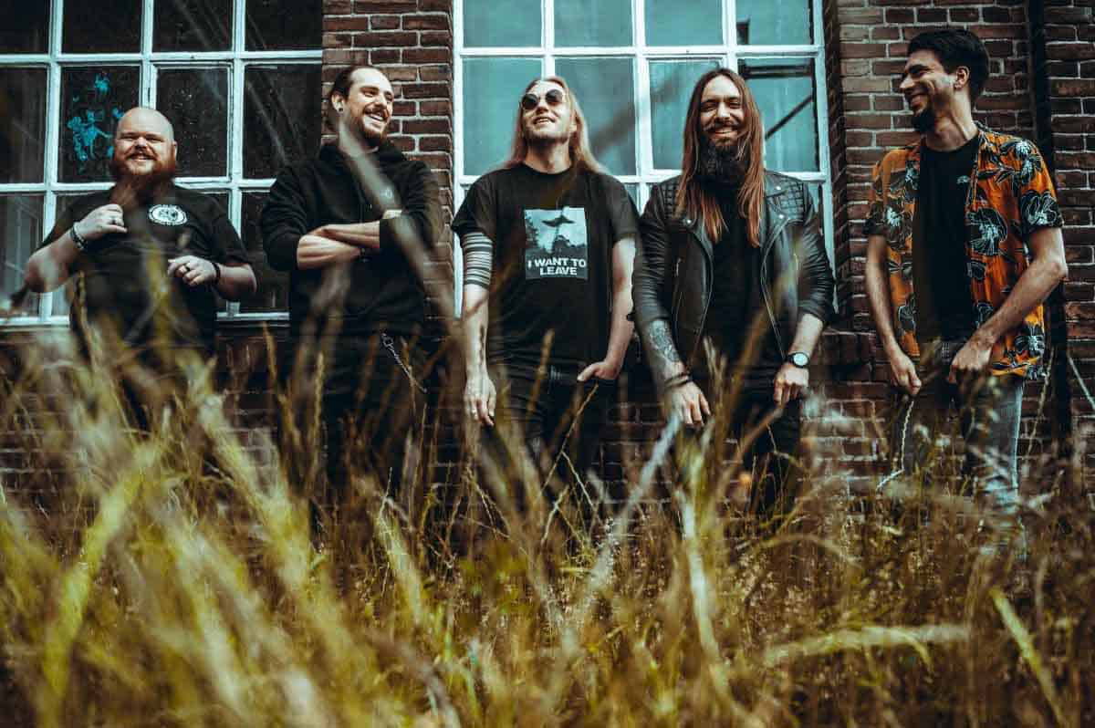 Read more about the article Οι Noctambulist αποκαλύπτουν το music video «Lichteter»