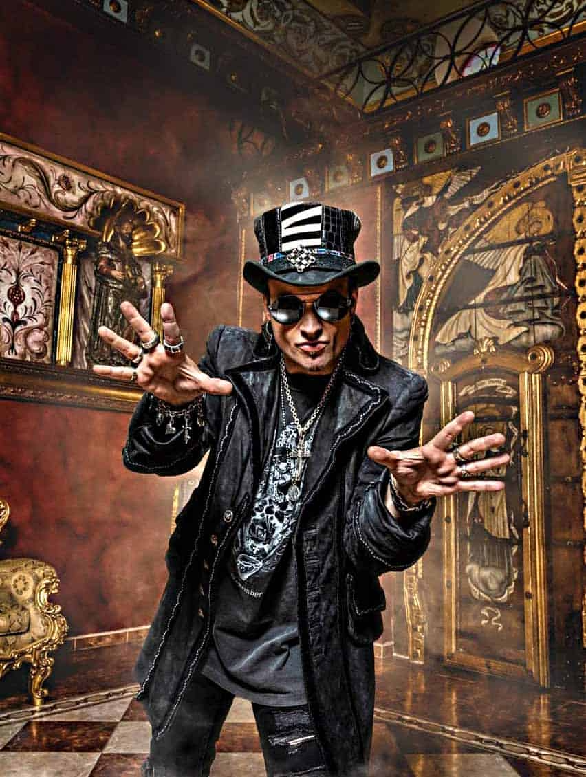 Read more about the article Η Rock & Metal δύναμη AVANTASIA κυκλοφορεί το νέο single «Against The Wind» (feat. Kenny Leckremo)