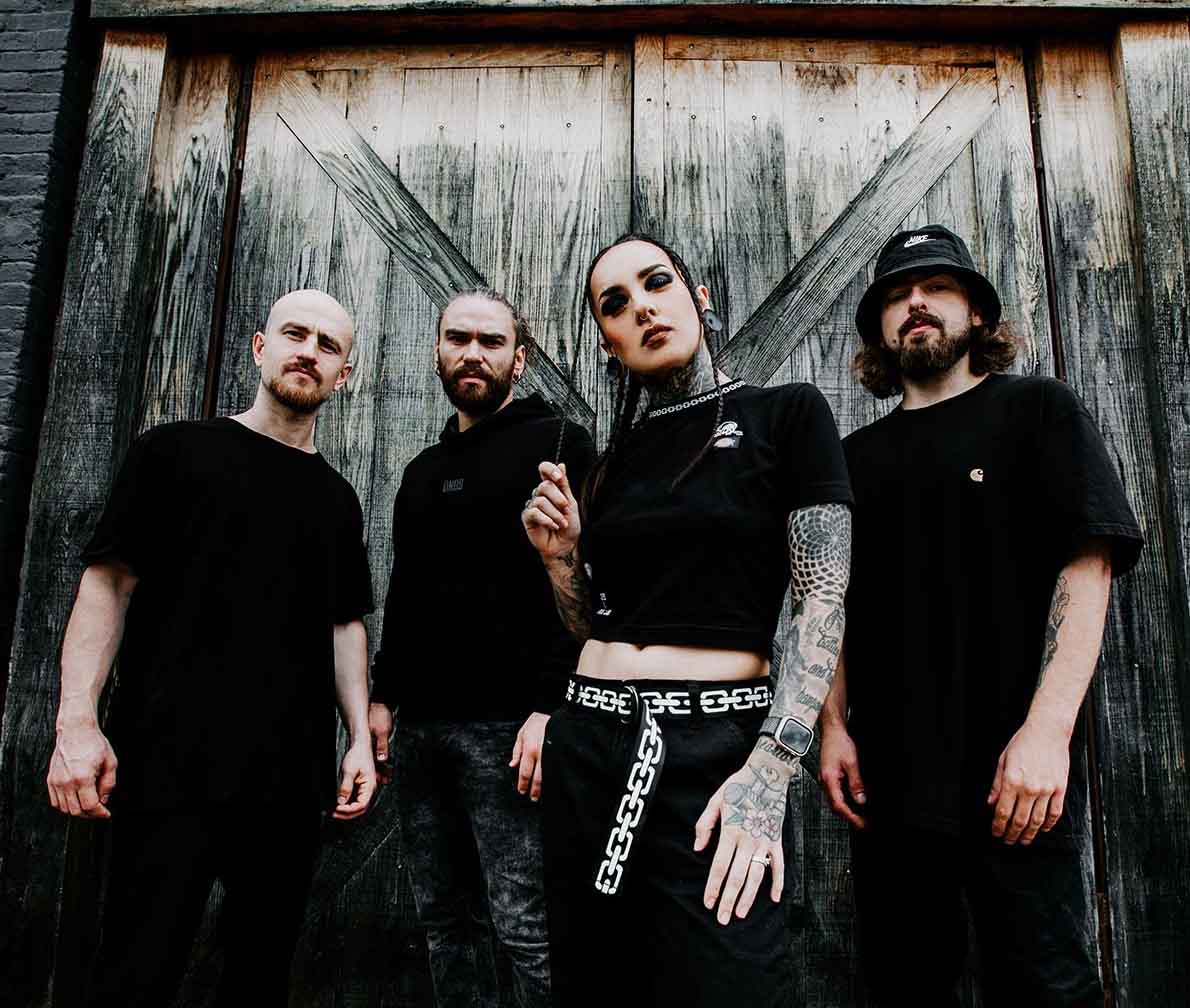 You are currently viewing Οι JINJER εντυπωσιάζουν με το αριστουργηματικό κομμάτι «Duél»