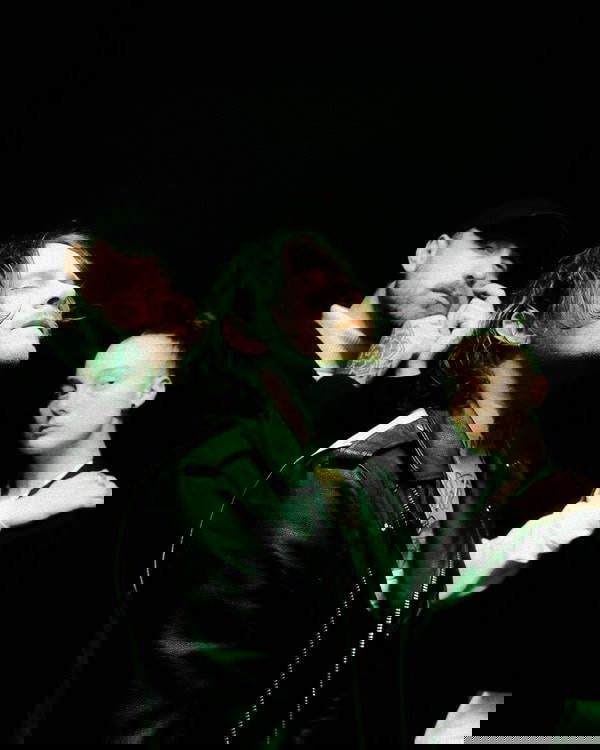 Read more about the article Οι TROPIC GOLD ανακοινώνουν το νέο τους Ep «SICK TO DEATH OF EVERYTHING» στις 7 Μαρτίου μέσω της UNFD! Η μπάντα μοιράζεται το «HOLY HORROR» video