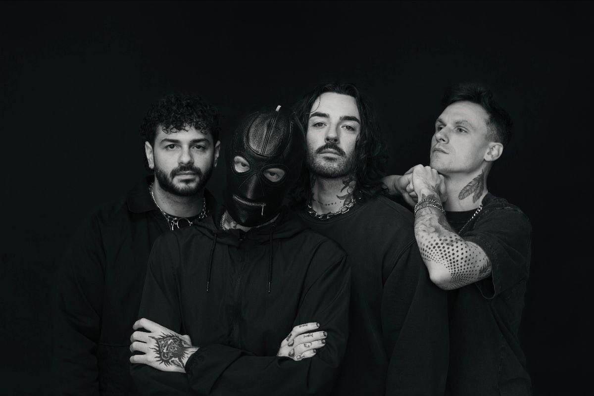 Read more about the article Οι The Dark (με τον Alan Ashby των Of Mice and Men) κυκλοφορούν το νέο single ‘Circles’