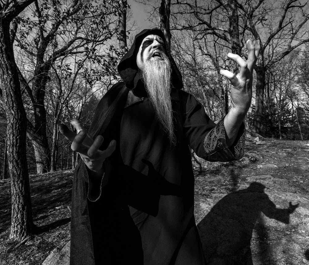 Read more about the article Οι PROFANATICA αποκαλύπτουν το πρώτο κομμάτι από το νέο μίνι άλμπουμ που θα κυκλοφορήσει από την HELLS HEADBANGERS