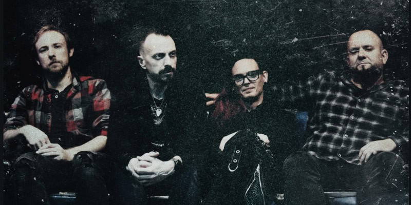 Read more about the article Οι SELIAS κυκλοφορούν το εκρηκτικό ντεμπούτο άλμπουμ “HEADSHOT”