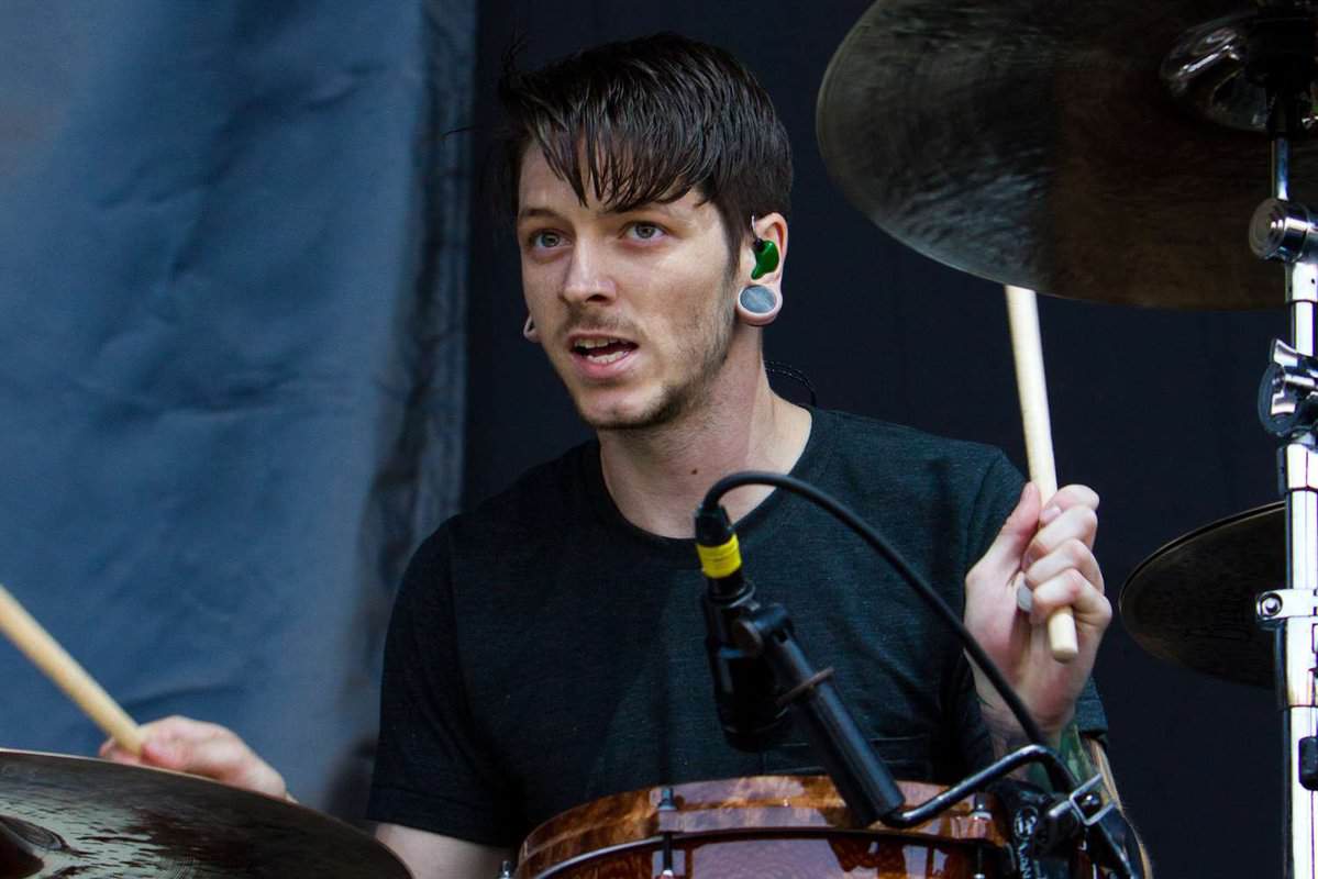 Read more about the article Σκοτώθηκε ο πρώην ντράμερ των THE DEVIL WEARS PRADA, Daniel Williams, σε συντριβή αεροπλάνου