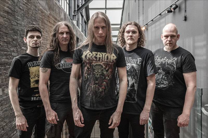 Read more about the article Οι ONHEIL δίνουν στη δημοσιότητα το single/video “As Hope Dies” του 2007 προς τιμήν της 25ης επετείου και της επανέκδοσης των άλμπουμ τους!