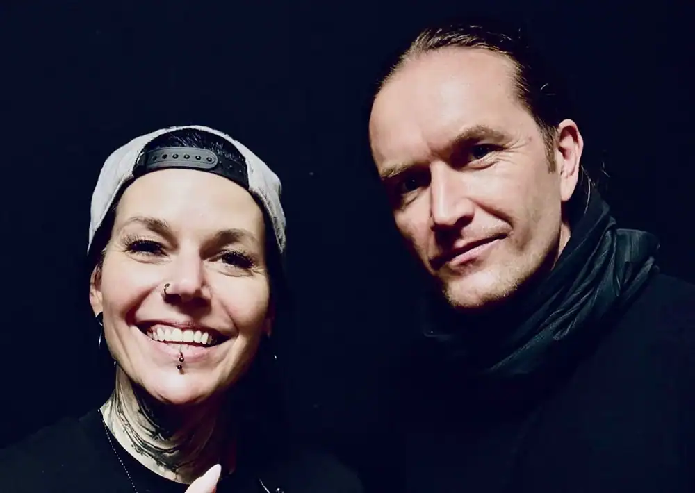 Read more about the article HEAVEN SHALL BURN: Η τραγουδίστρια Britta Görtz των HIRAES αναλαμβάνει προσωρινά τα φωνητικά στις επερχόμενες εμφανίσεις!