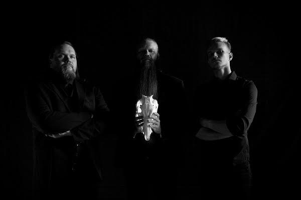 Read more about the article SERPENT GOD’s new single, “sermon”, has a threatening and eerie vibe, built on 90s Swedish Metal influences