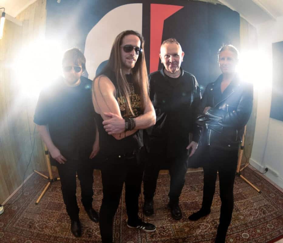 Read more about the article UK band DA unveil debut track “Snake”