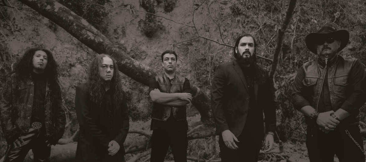 Read more about the article Οι SILENT TOMBS ορίζουν ημερομηνία κυκλοφορίας για το ντεμπούτο τους και αποκαλύπτουν το πρώτο τους κομμάτι