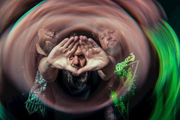 Read more about the article SLOMATICS: Irish sci-fi doom trio announce new album “Atomicult”