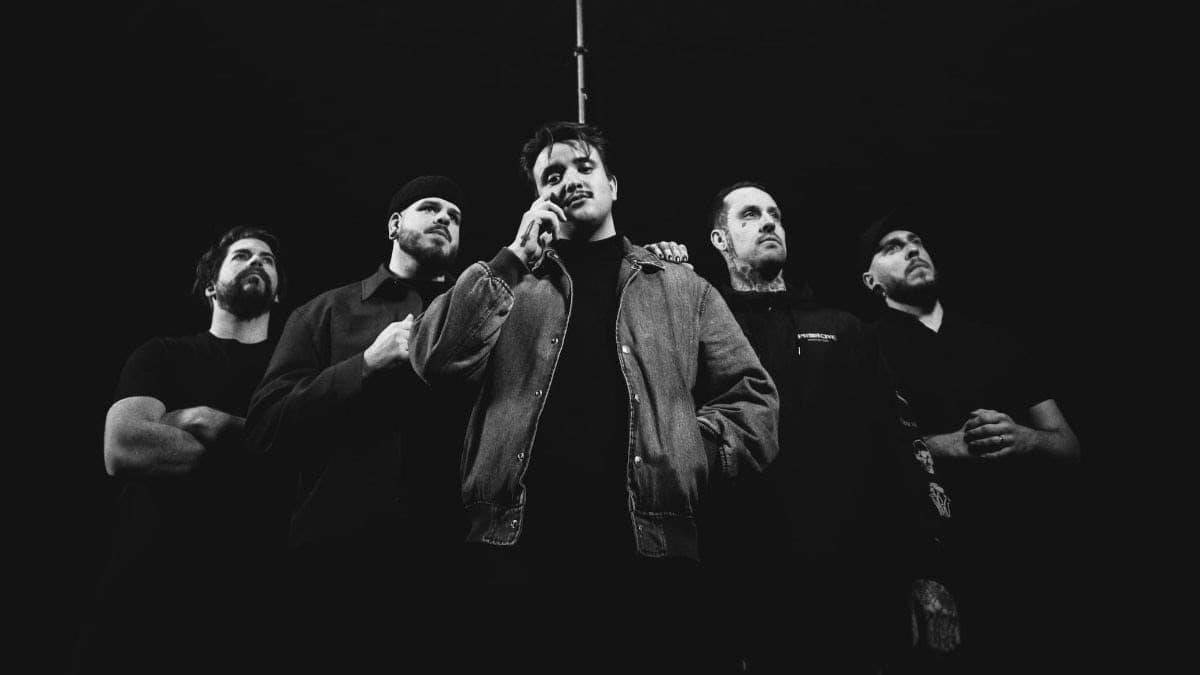Read more about the article Η metalcore μπάντα Vicious Rain κυκλοφόρησε το νέο της single «Spitting Blood Again».