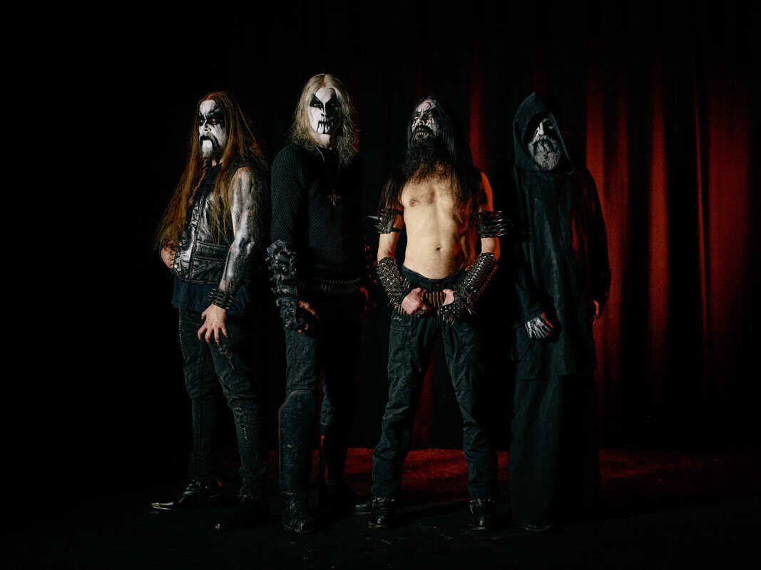 Read more about the article Οι 1349 έδωσαν στη δημοσιότητα το νέο live video για το “Striding The Chasm”