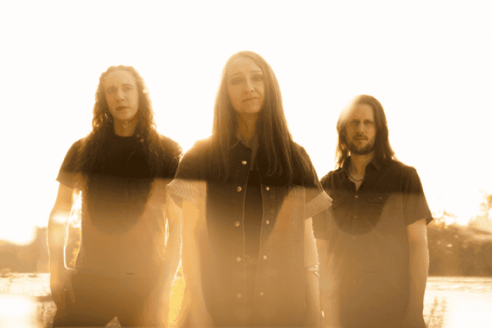 Read more about the article Οι AEPHANEMER κυκλοφόρησαν το νέο τους video για το single, “Contrepoint”