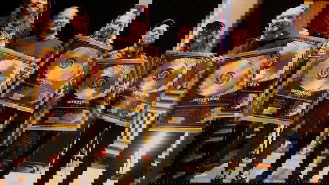 Read more about the article Οι AMORPHIS παρέλαβαν τον Χρυσό Δίσκο για το άλμπουμ “Halo”