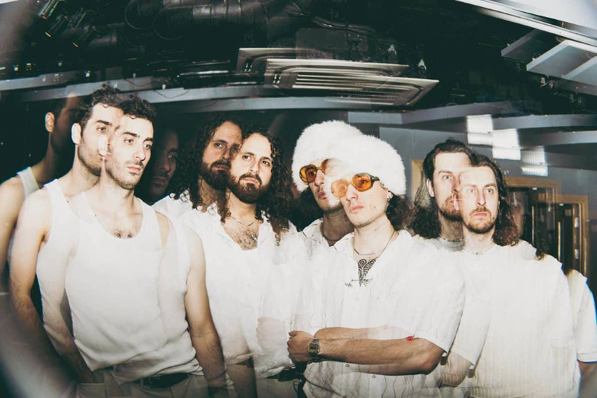 Read more about the article VIANOVA surprise drop debut album following ONLY FANS leak!