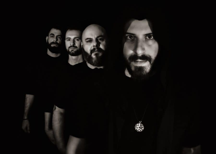 Read more about the article Οι AMONGRUINS κυκλοφορούν το άλμπουμ “Advent Of Chaos” τον Φεβρουάριο