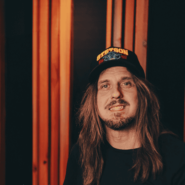 Ο Olli-Pekka Laine των AMORPHIS θα απουσιάσει από…