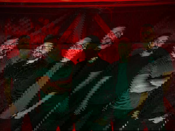 Read more about the article Οι Έλληνες Metalcore ABOVE US THE WAVES κυκλοφόρησαν το νέο τους EP, “Counting Season”