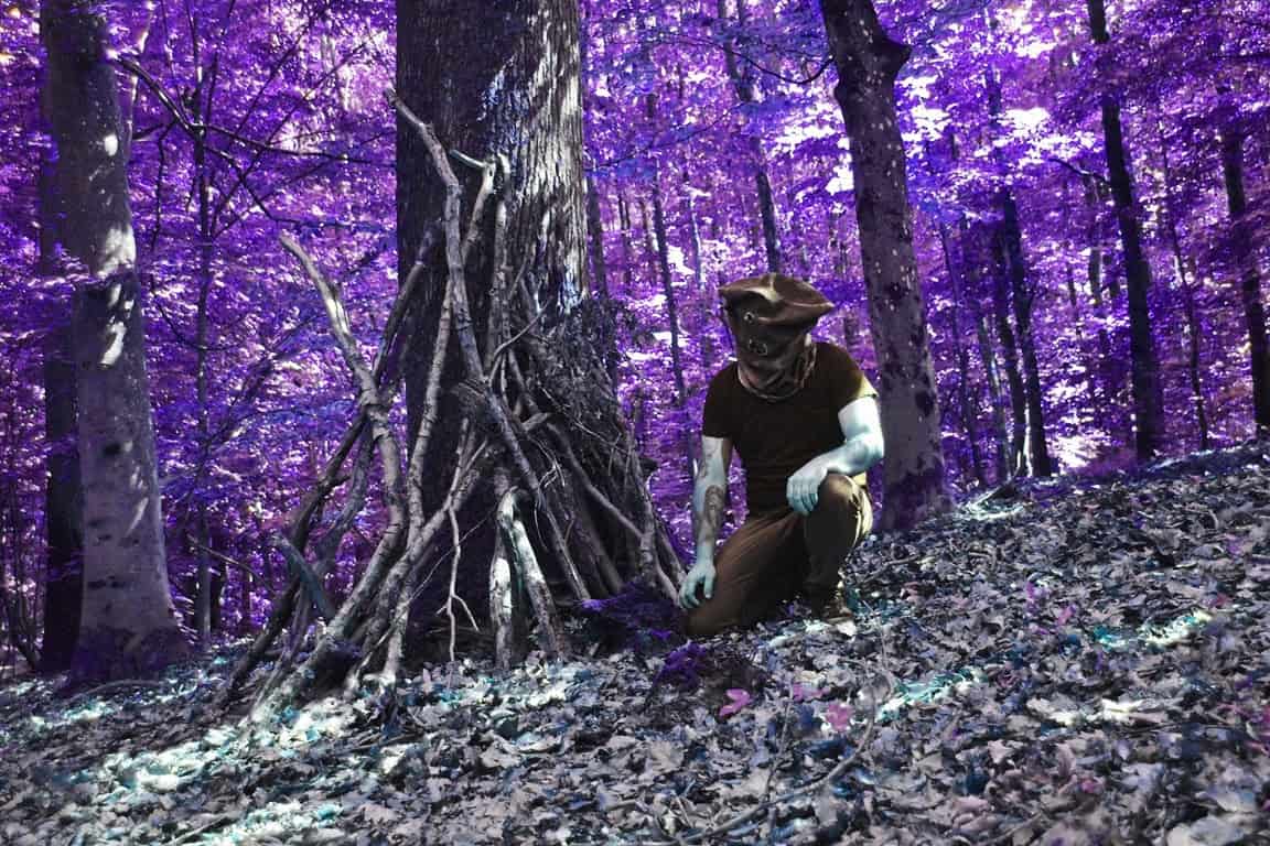 Read more about the article SOUILLE unveils a cascade of emotion in new visualizer video for “Déluge violacé”