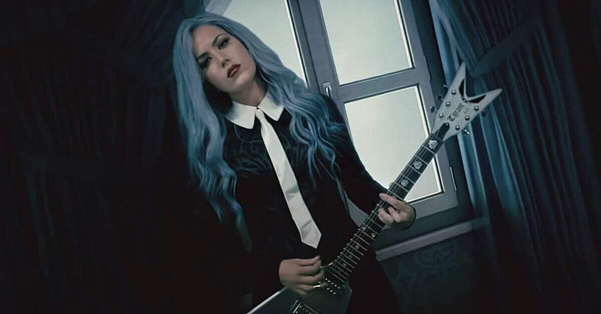 Read more about the article H Alissa White-Gluz, πρώην τραγουδίστρια των ARCH ENEMY, κυκλοφόρησε το πρώτο single από το επερχόμενο σόλο άλμπουμ της