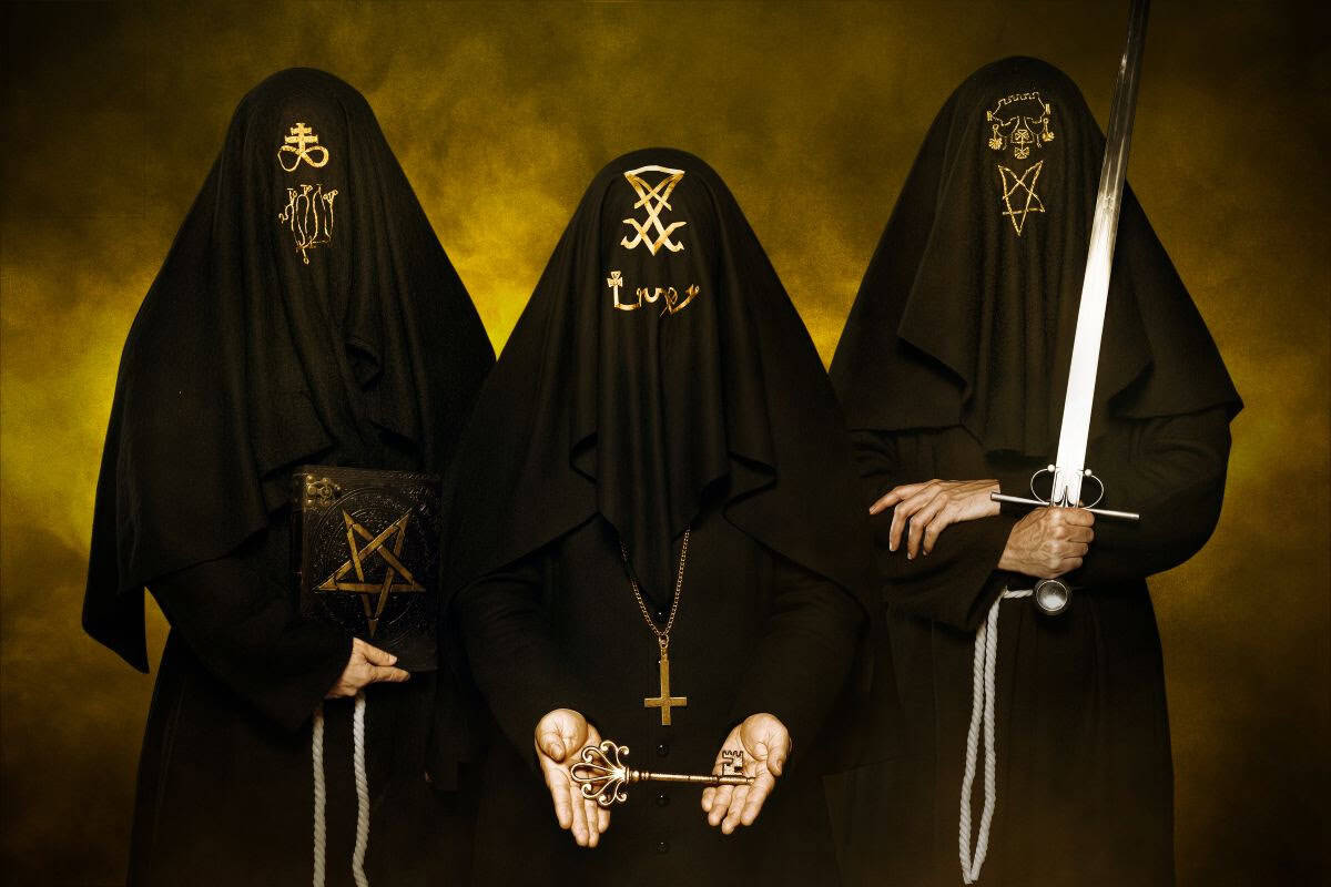 Read more about the article Ο The Magus επικαλείται τον ερπετικό εαυτό με το «Magia Obscura»