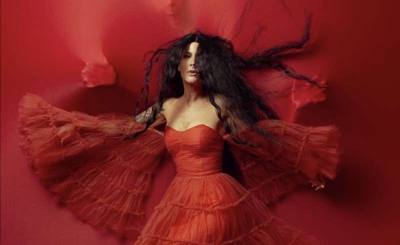 Read more about the article H Charlotte Wessels ανοίγει νέο μουσικό κεφάλαιο με το νέο της single, “After Us, The…