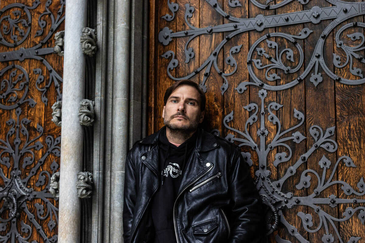 Read more about the article Οι Bizarrekult παραδίδουν ωμό post-black metal στο νέο τους single «Avmakt».