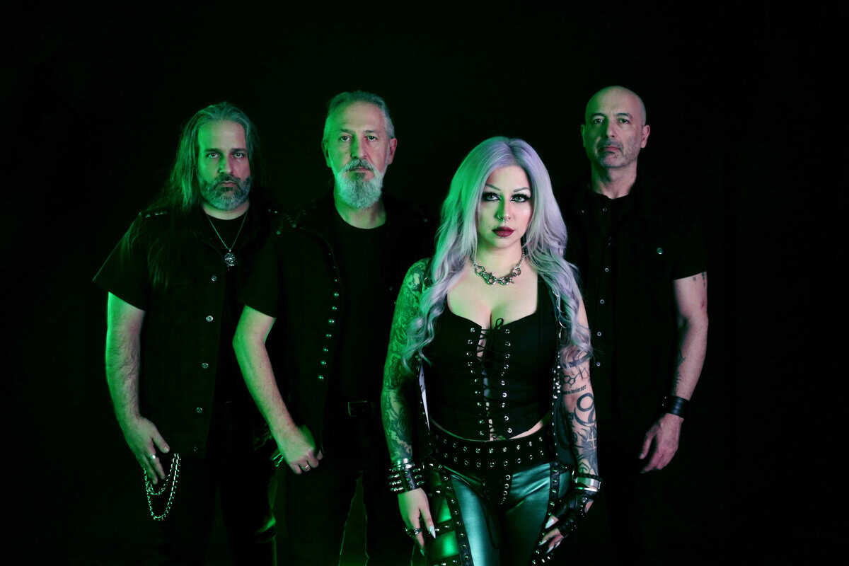 You are currently viewing Οι ABSINTHE GREEN κυκλοφορούν το νέο τους video για το “Death By A Thousand Cuts”