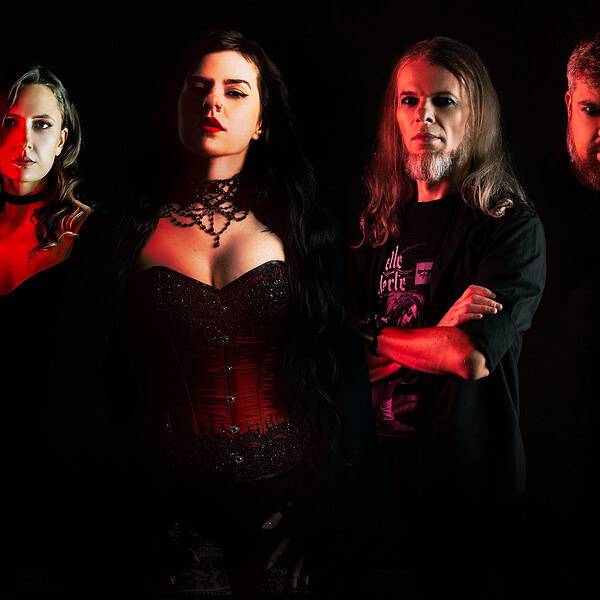 Οι BELLE MORTE κυκλοφόρησαν ένα live ακουστικό cover του “Kiss Me…