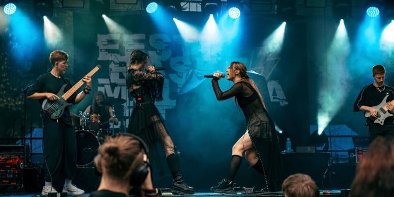 Οι PALE ALISON κυκλοφόρησαν το νέο τους single, “FAKE”