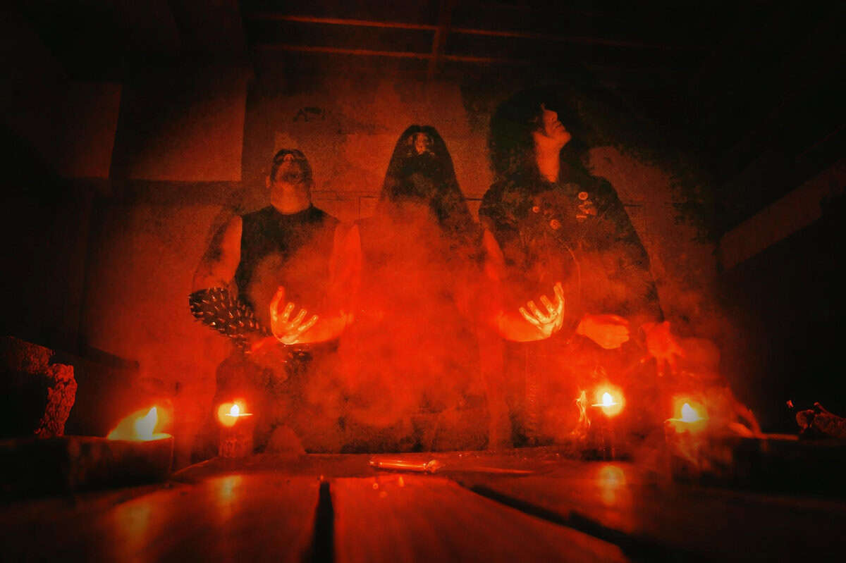 CHAOS INSIGNIA photo