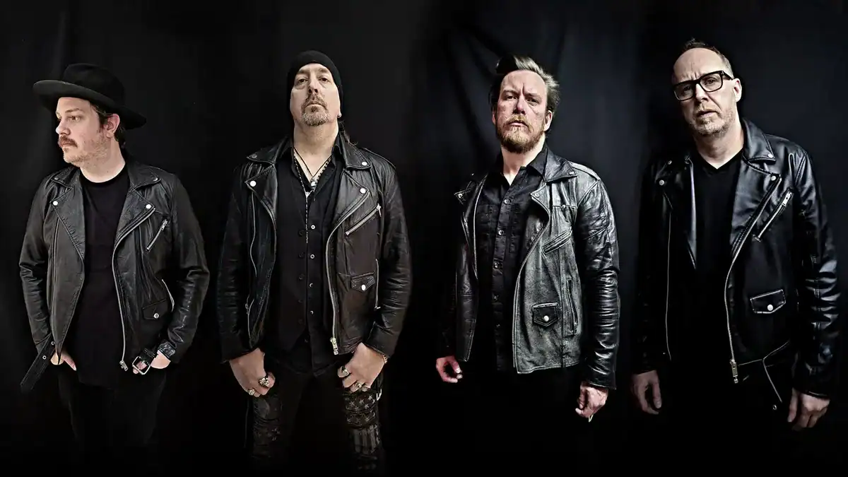 Οι Dark Alternative Metallers OUTSHINE κυκλοφορούν το νέο τους single/video “Enough”