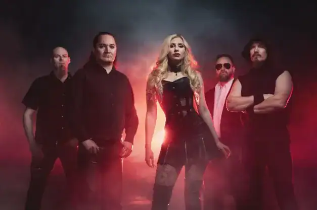 Οι AMBERIAN DAWN κυκλοφορούν το νέο τους single, “Moon” μαζί με το σχετικό video clip